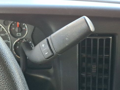 Used 2025 Chevrolet Express 2500 w/ Driver Convenience Package RWD image 13