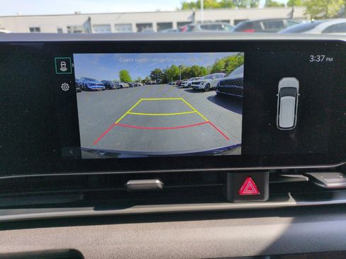 New 2026 Kia Carnival EX FWD image 25