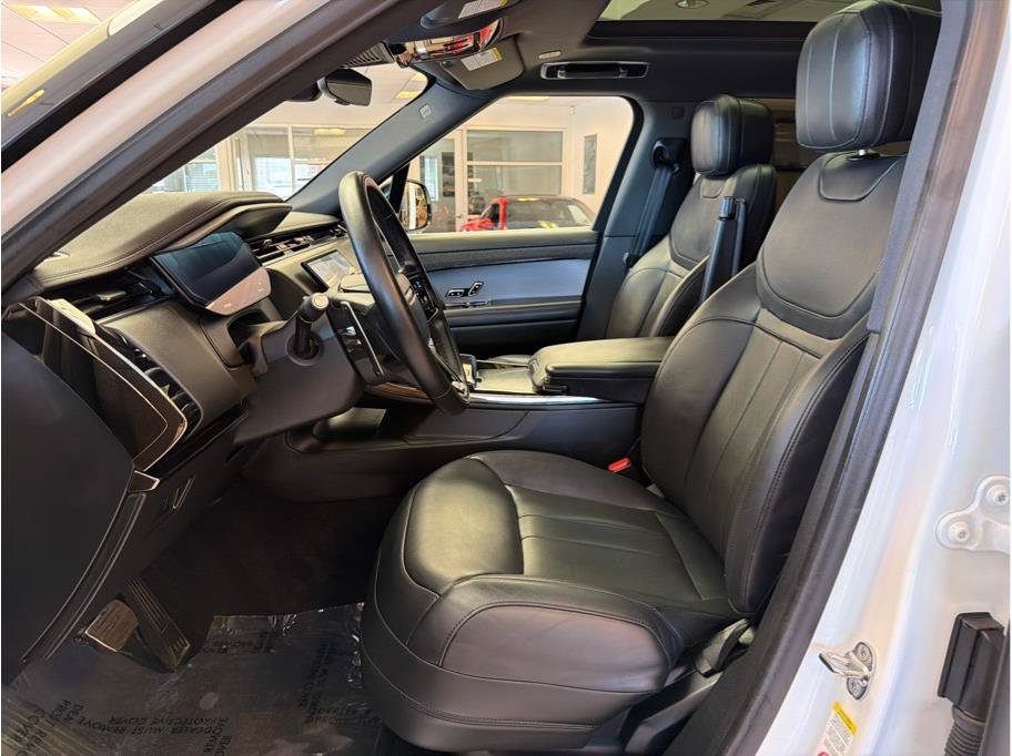 Used 2024 Land Rover Range Rover Sport Dynamic SE AWD/4WD image 10