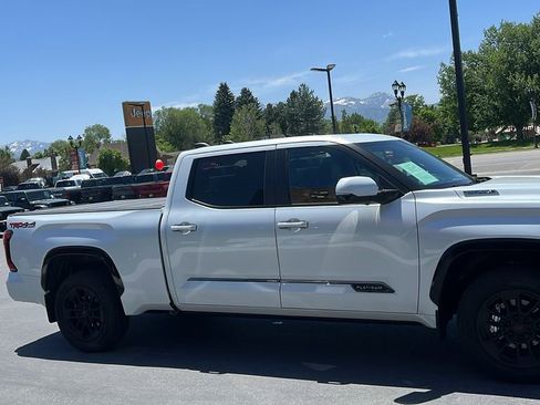 Used 2026 Toyota Tundra Platinum w/ TRD Off-Road Package AWD/4WD image 4