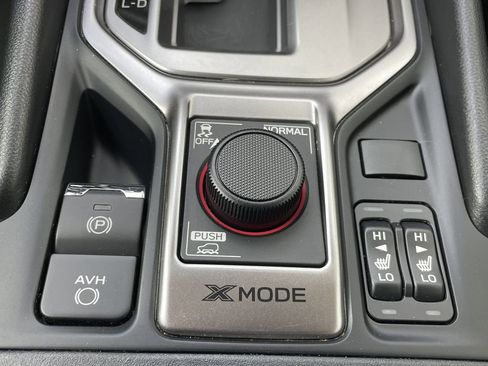 Certified 2022 Subaru Forester Premium w/ Popular Package #3 image 23