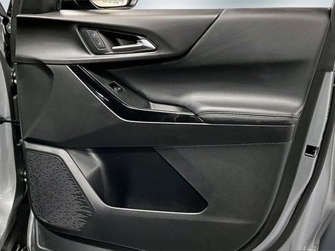 Used 2025 Chevrolet Equinox LT image 25