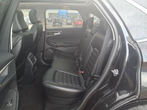 Used 2022 Ford Edge SEL w/ Convenience Package AWD/4WD image 16