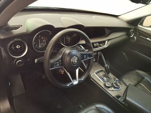 Used 2018 Alfa Romeo Stelvio Ti AWD/4WD image 18