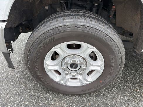 Used 2025 Ford F250 XLT w/ FX4 Off-Road Package image 10