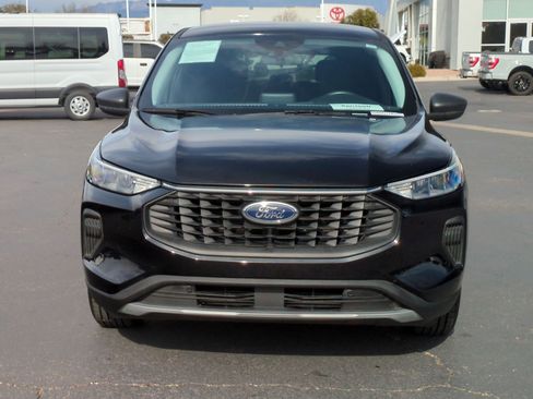Used 2025 Ford Escape Active image 9