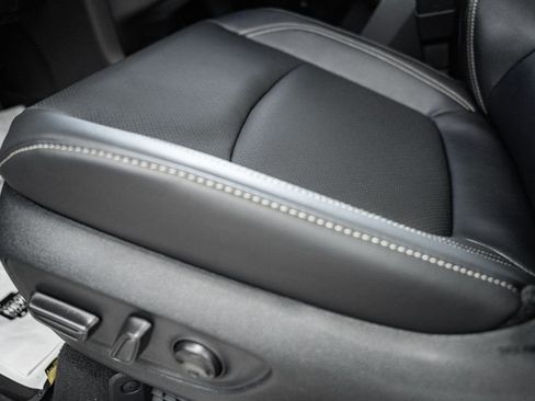 New 2026 Toyota Sienna Platinum image 41