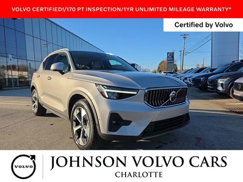 Certified 2023 Volvo XC40 B5 Plus w/ Driver Assist Package image 1