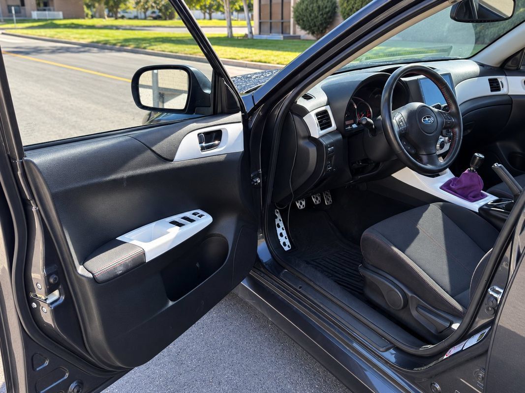 Used 2013 Subaru Impreza WRX Sedan AWD/4WD image 9
