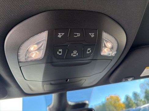 New 2026 Chrysler Pacifica Select image 19