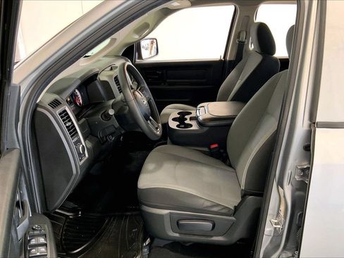 Used 2022 RAM 1500 Tradesman w/ Chrome Plus Package RWD image 18