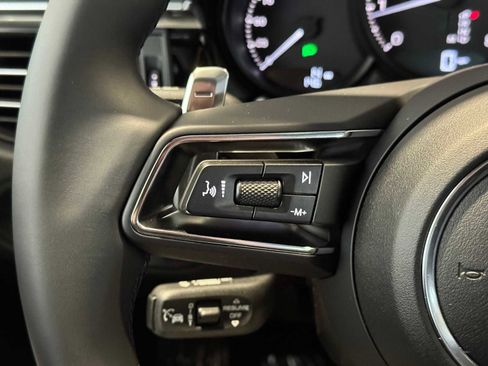 New 2026 Porsche Macan AWD/4WD image 30