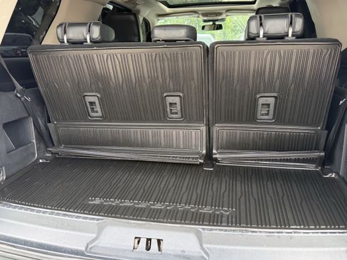 Used 2022 Ford Expedition XLT AWD/4WD image 34