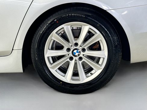 Used 2016 BMW 528i Sedan RWD image 36