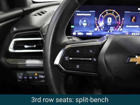 Certified 2025 Chevrolet Traverse LT AWD/4WD image 19