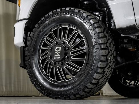 Used 2025 Ford F350 XLT AWD/4WD image 52