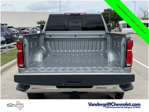 Used 2025 Chevrolet Silverado 2500 LTZ w/ LTZ Convenience Package AWD/4WD image 30