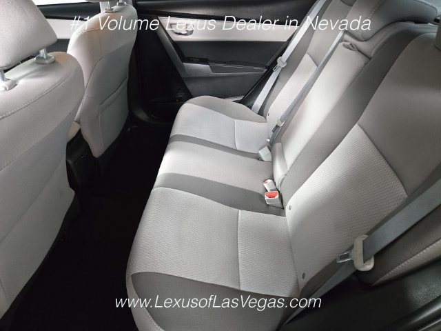 Used 2017 Toyota Corolla LE FWD image 14