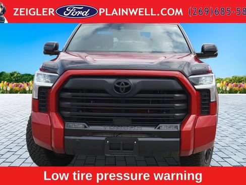 Used 2025 Toyota Tundra Limited AWD/4WD image 7