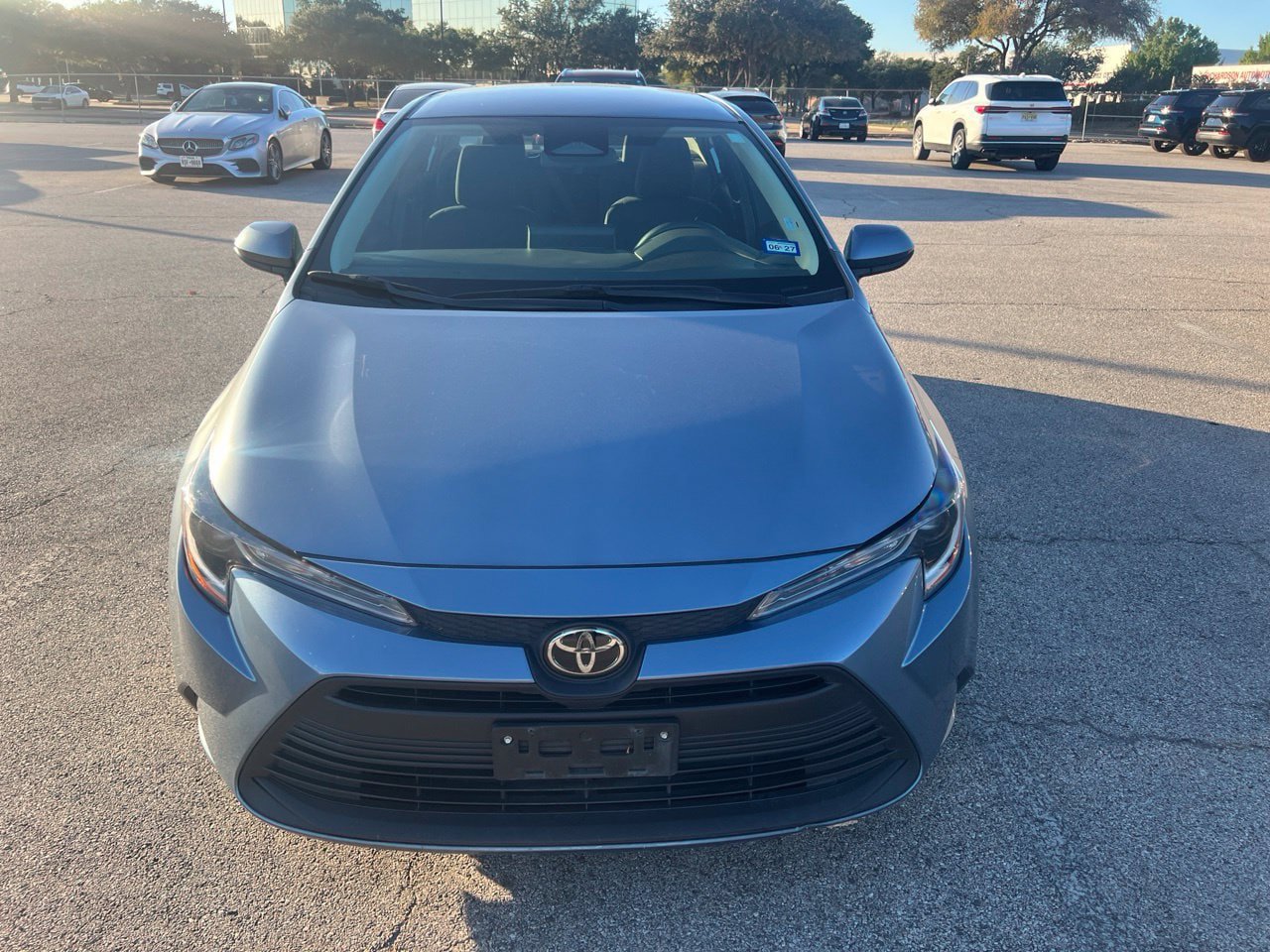 Used 2024 Toyota Corolla LE FWD image 2