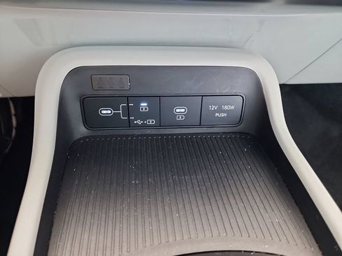Used 2025 Hyundai Kona SEL AWD/4WD image 29