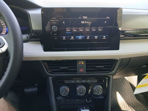 New 2026 Volkswagen Taos S image 18