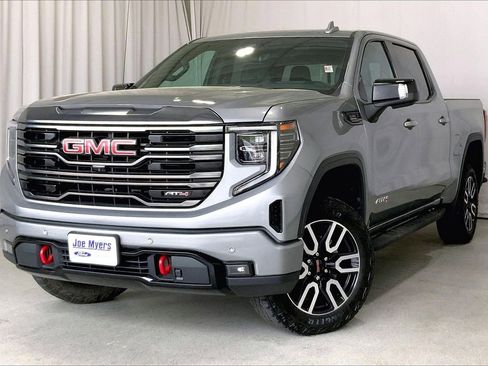 Used 2024 GMC Sierra 1500 AT4 w/ Technology Package image 12