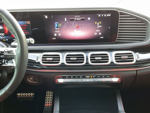 Used 2024 Mercedes-Benz GLE 53 AMG 4MATIC Coupe image 15