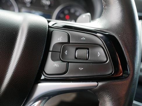 Used 2023 Buick Enclave Essence w/ Experience Buick Package image 29