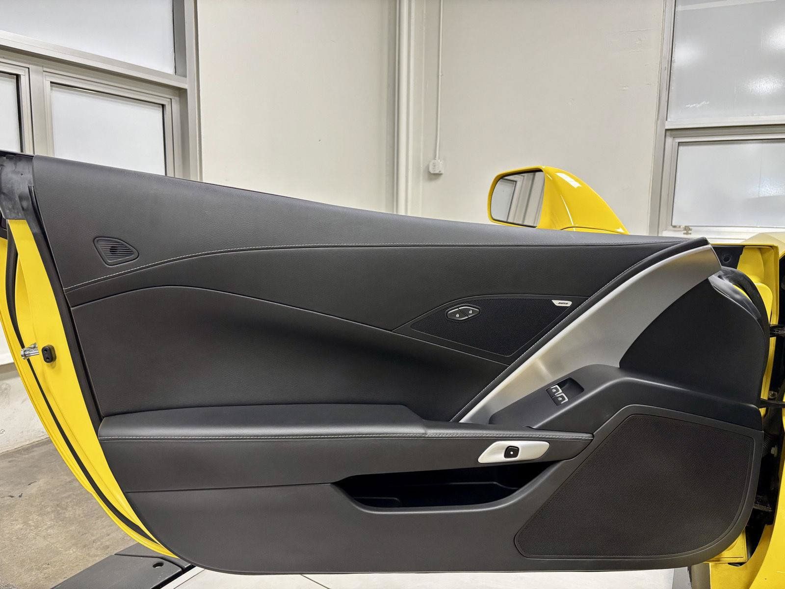 Used 2019 Chevrolet Corvette Z06 RWD image 18