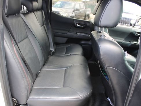 Used 2019 Toyota Tacoma TRD Pro AWD/4WD image 11