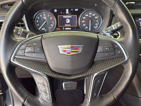 Used 2023 Cadillac XT5 Sportv w/ Technology Package AWD/4WD image 15