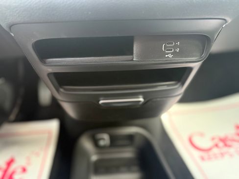 New 2026 Chrysler Pacifica Select image 25