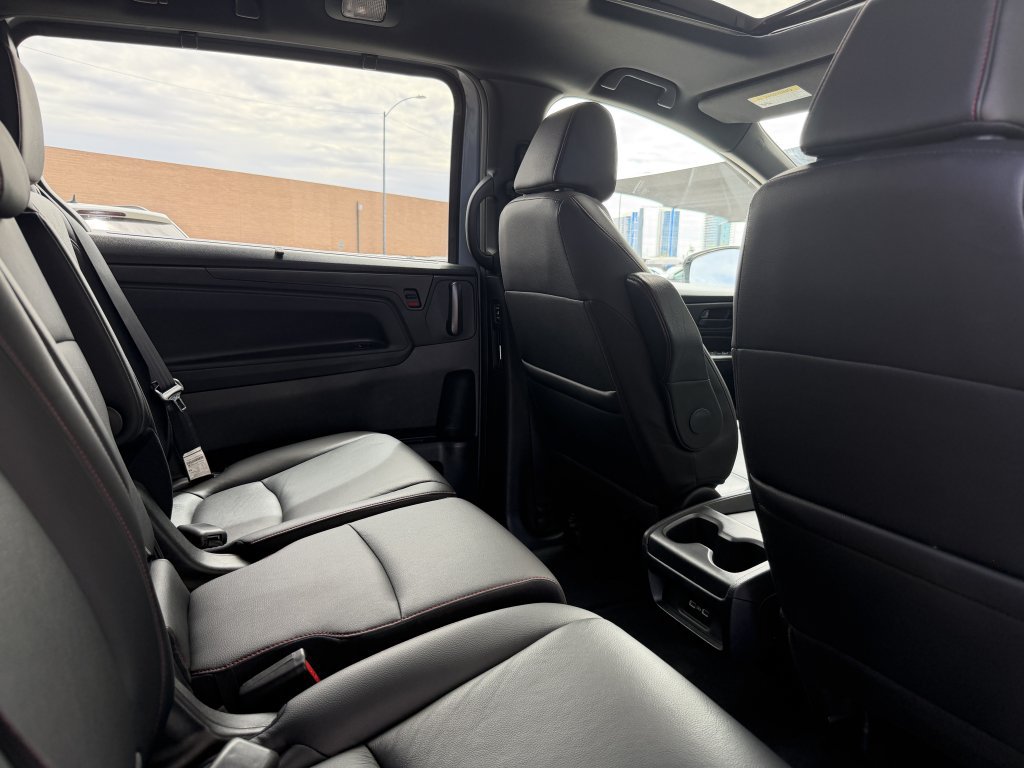 Used 2023 Honda Odyssey Sport image 36