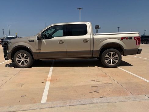 Used 2017 Ford F150 King Ranch w/ Equipment Group 601A Luxury AWD/4WD image 5