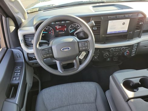 Used 2024 Ford F250 XL w/ STX Appearance Package image 4