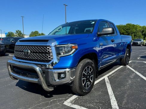 Used 2018 Toyota Tundra SR5 w/ TRD Off Road Package RWD image 8