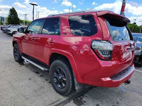 Used 2017 Toyota 4Runner SR5 Premium AWD/4WD image 5