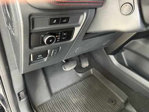 Certified 2023 Ford Expedition Limited AWD/4WD image 29