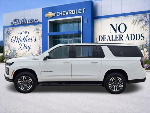 New 2026 Chevrolet Suburban Z71 AWD/4WD image 3