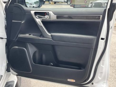Used 2023 Lexus GX 460 Premium AWD/4WD image 24