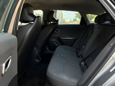 Used 2025 Kia K4 FWD image 11