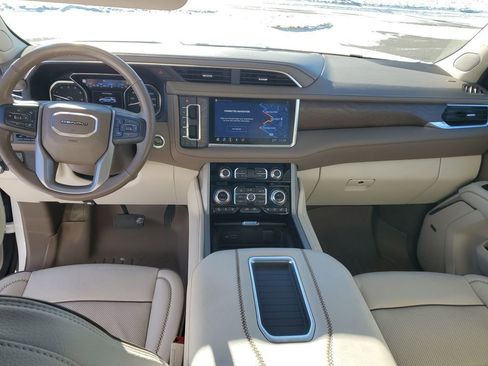 Certified 2021 GMC Yukon Denali w/ Denali Premium Package image 23