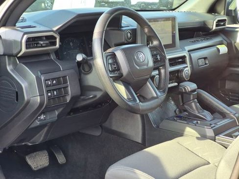 Used 2025 Toyota Tacoma SR w/ SR Upgrade Package image 9