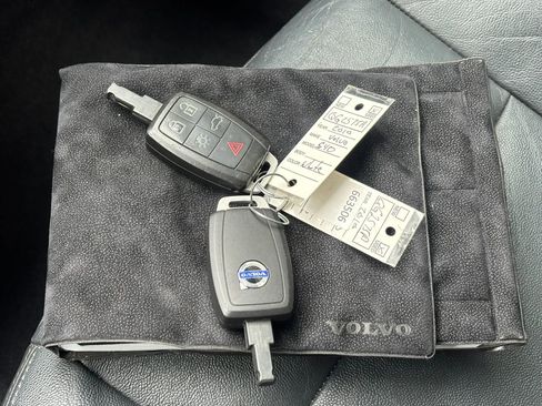 Used 2010 Volvo S40 2.4i image 36