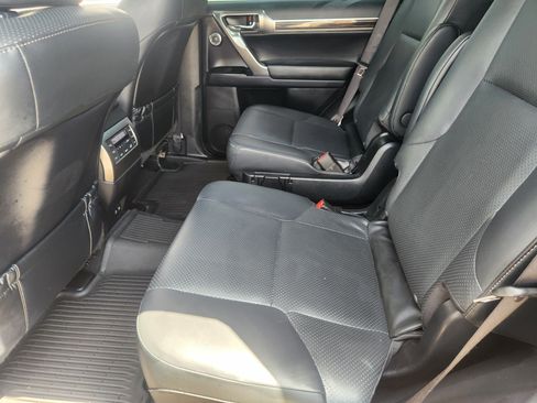 Used 2023 Lexus GX 460 Luxury w/ Sport Design Package AWD/4WD image 28