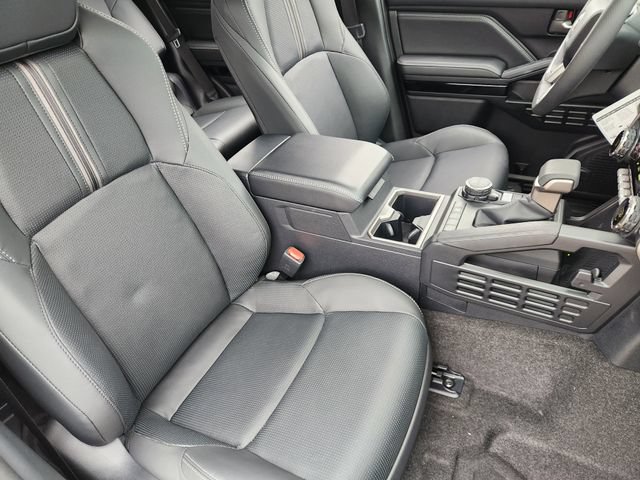 New 2026 Toyota 4Runner Limited AWD/4WD image 10