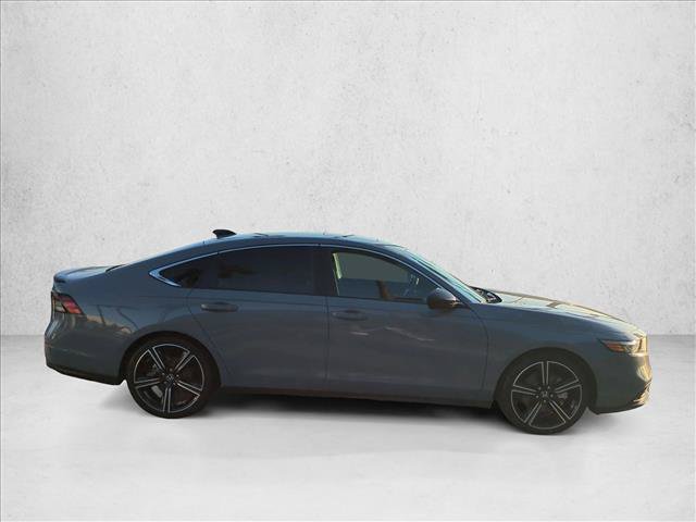Used 2025 Honda Accord Sport image 4