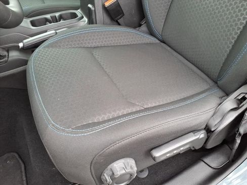 Certified 2025 Jeep Wrangler Unlimited Rubicon 4xe w/ Safety Group AWD/4WD image 10