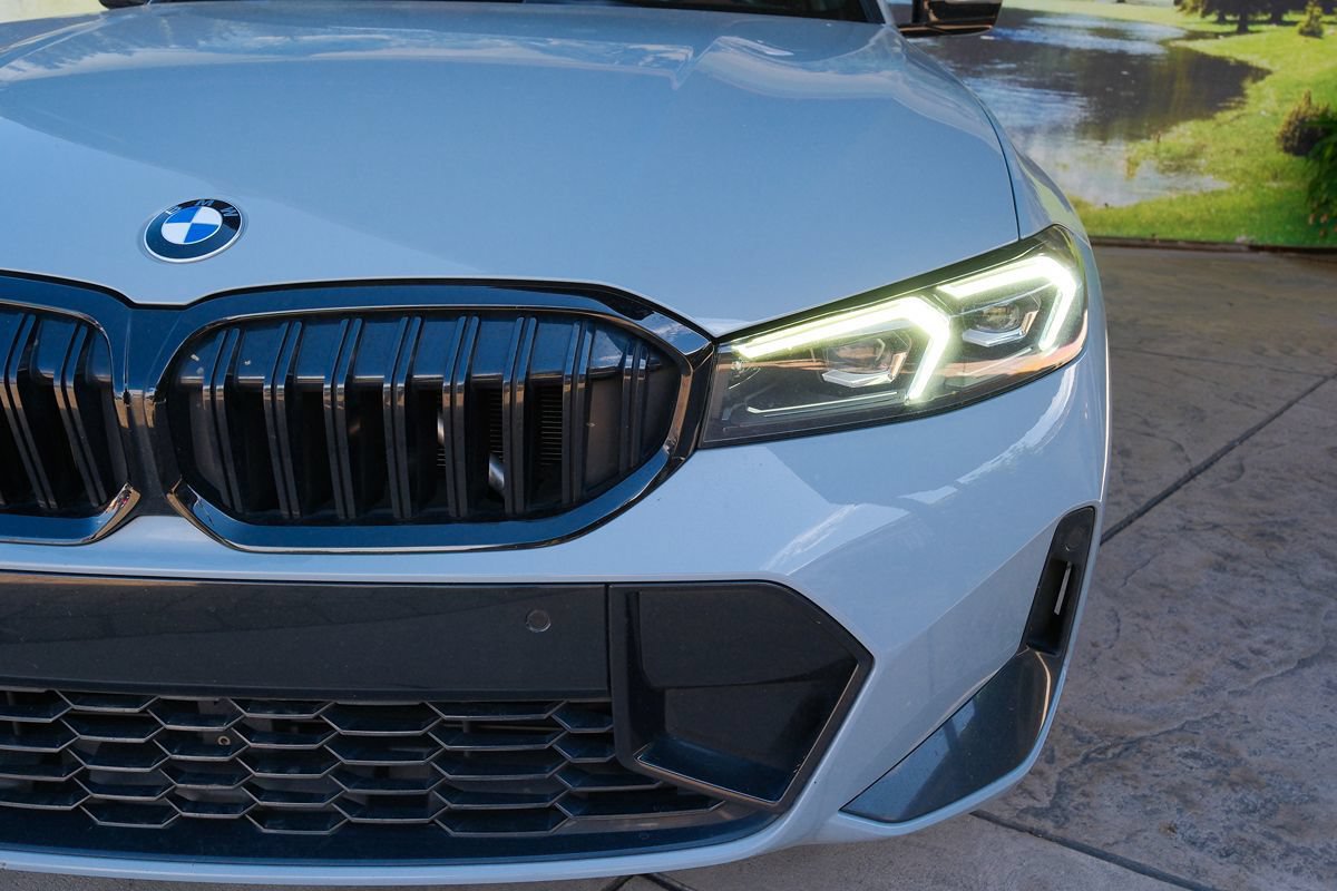 Used 2024 BMW 330i Sedan w/ M Sport Package RWD image 46